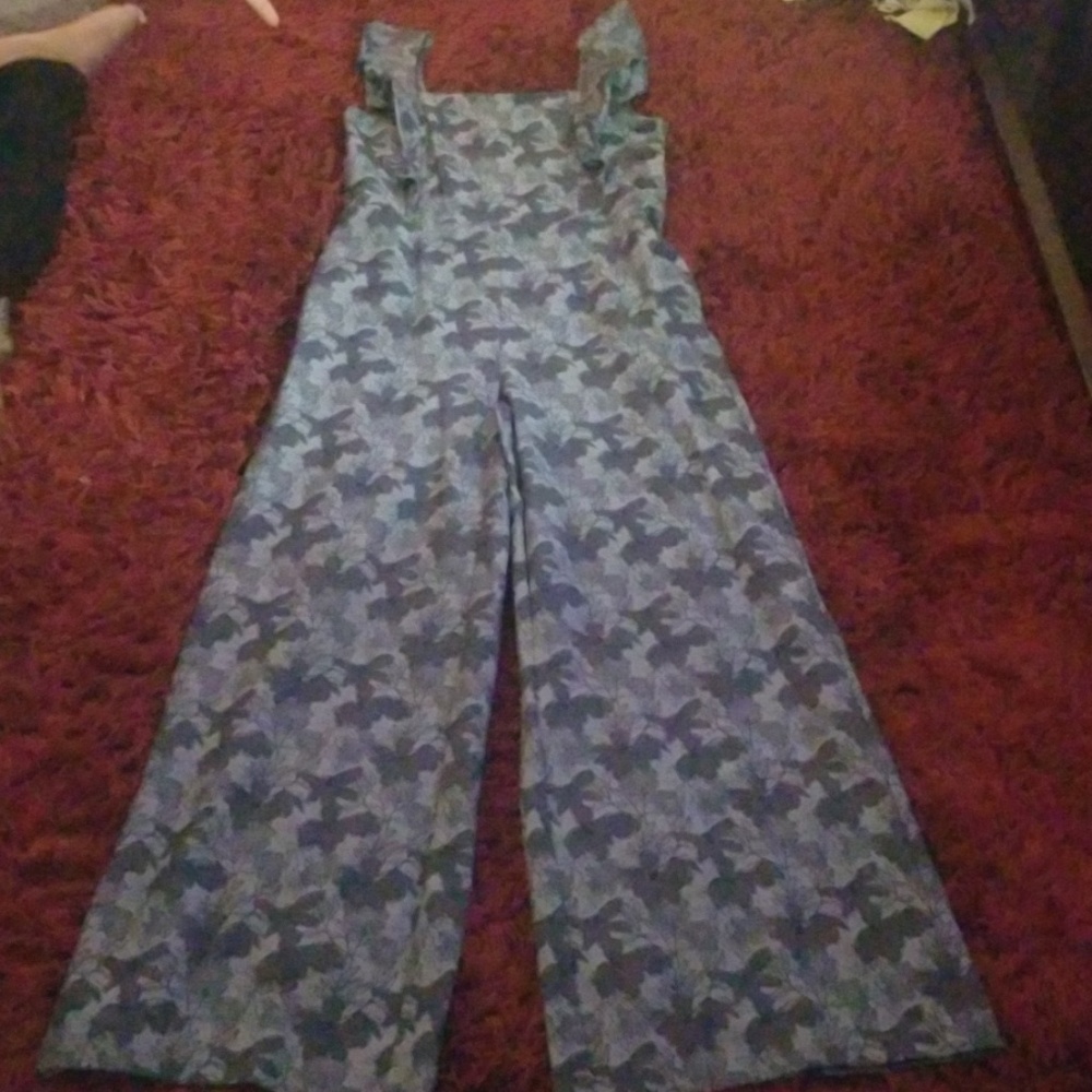 Grey floral